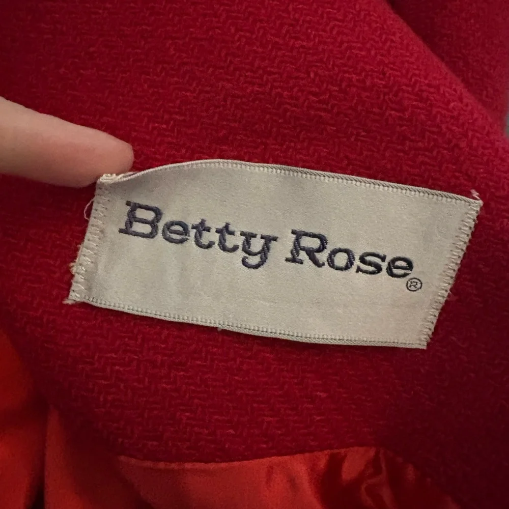 Betty Rose elevate your